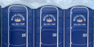 Best Restroom Trailer for Weddings  in Estherville, IA